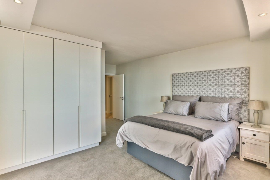 2 Bedroom Property for Sale in Bantry Bay Western Cape